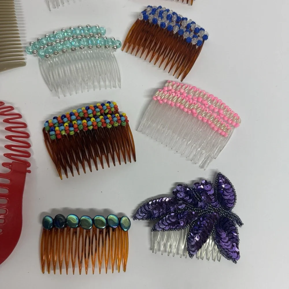 VTG Assortment Of Hair Clasps‎ And Combs Beaded Sequin